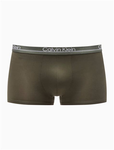 men's low rise trunk underwear.